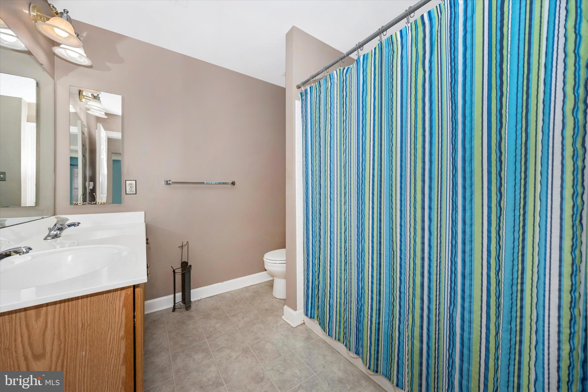 WASHINGTON TRAIL - Residential