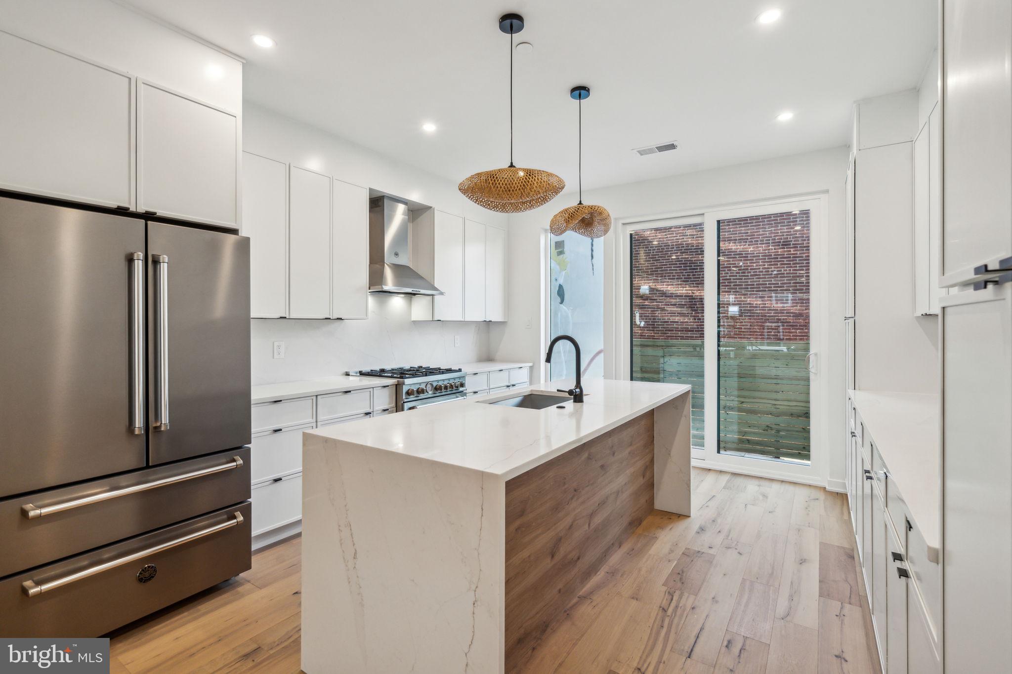 GRADUATE HOSPITAL - Residential