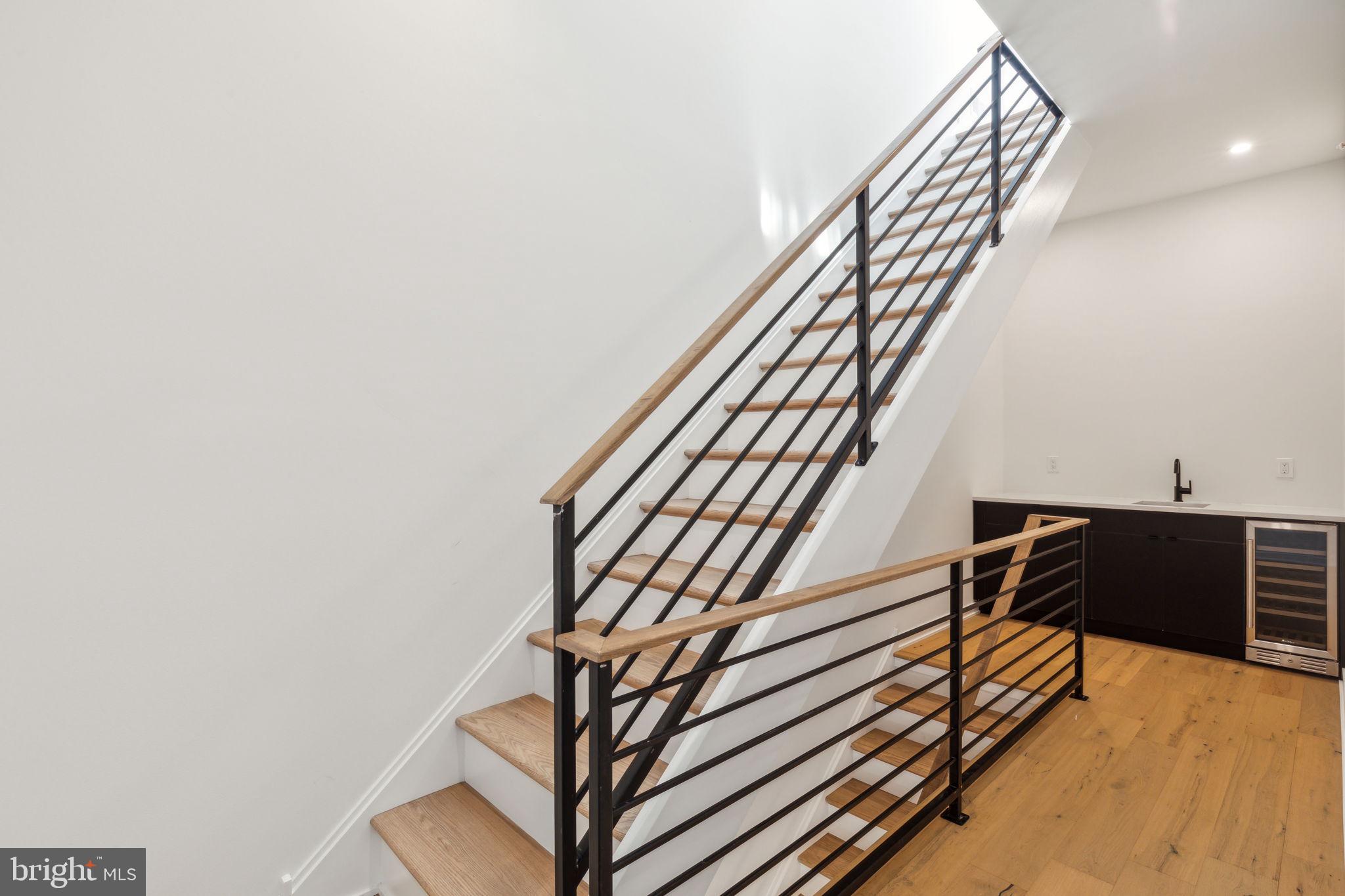 GRADUATE HOSPITAL - Residential