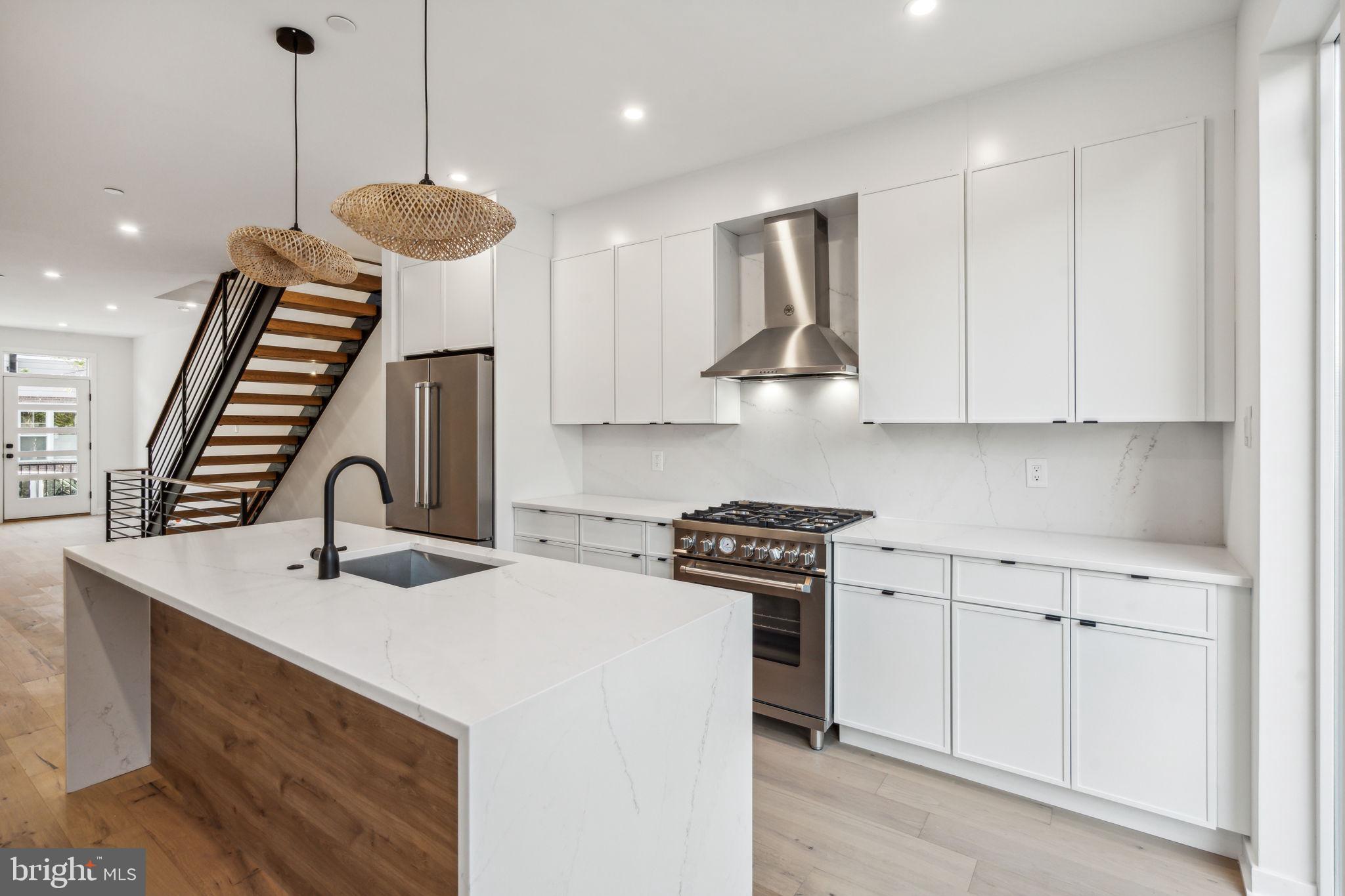 GRADUATE HOSPITAL - Residential