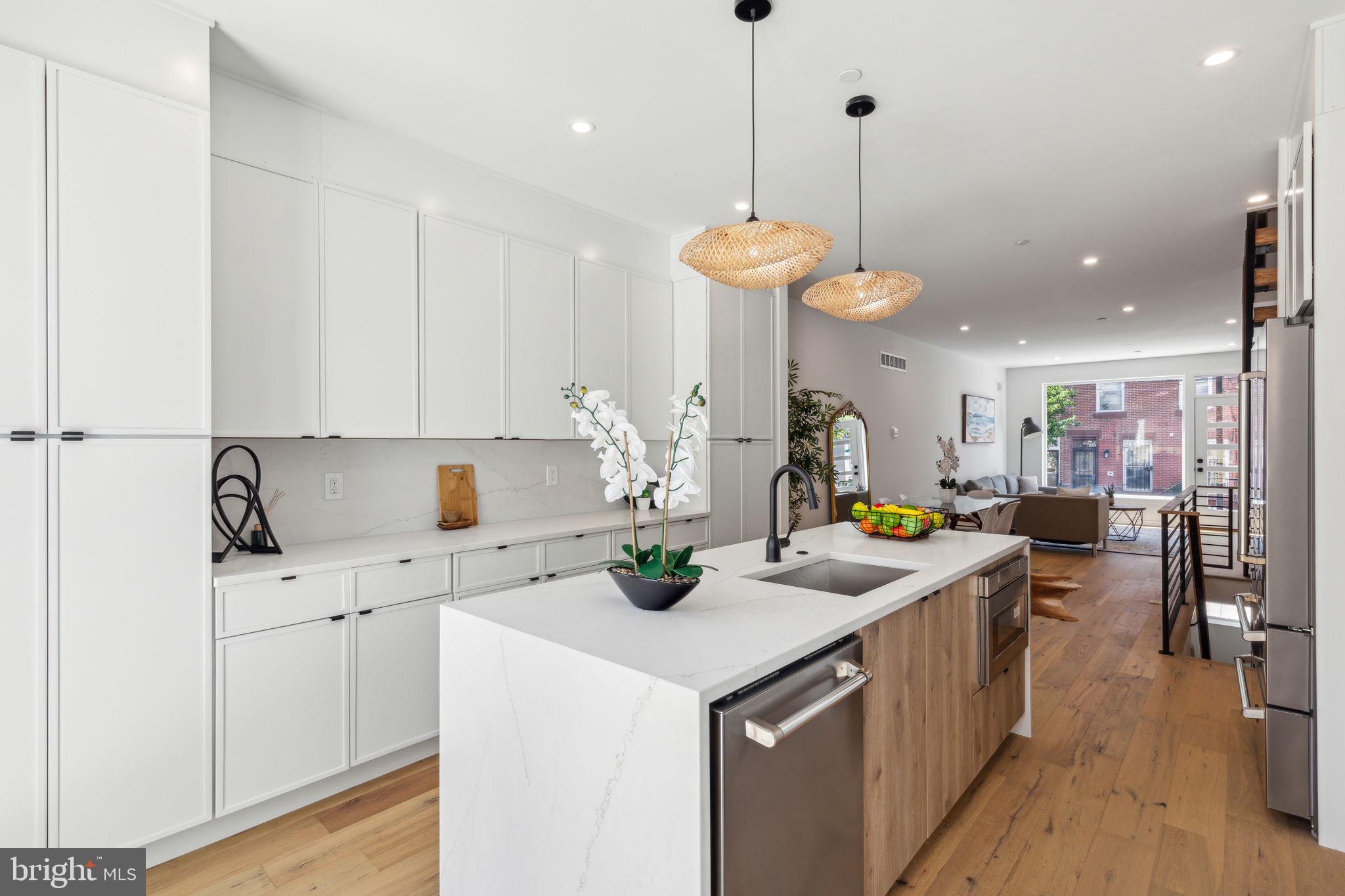 GRADUATE HOSPITAL - Residential