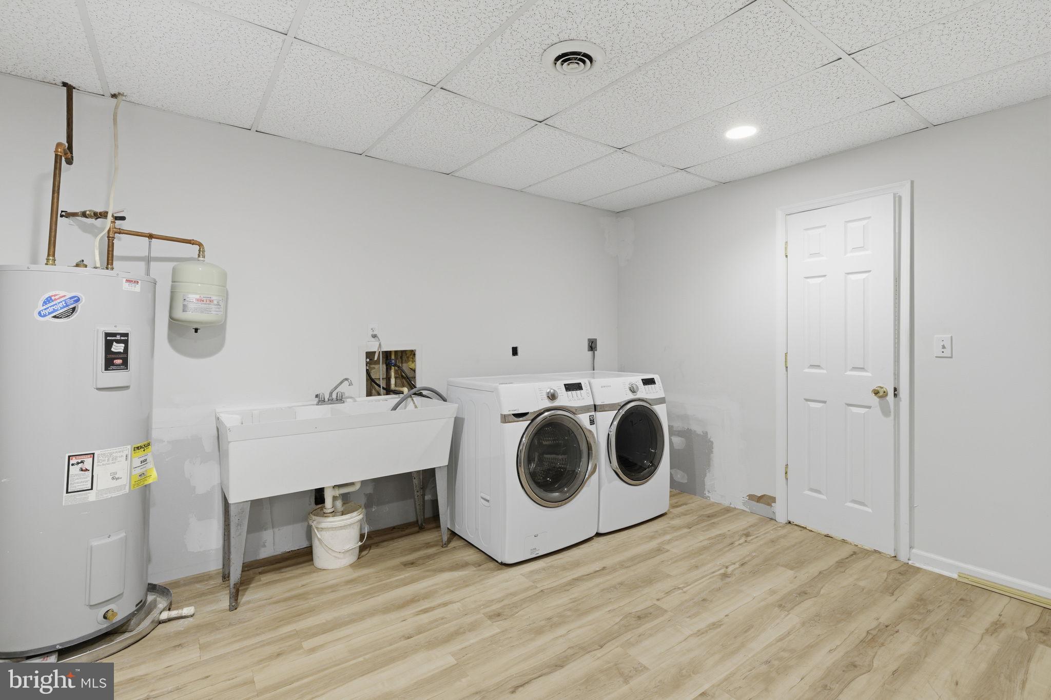 CLEAR ACRES - Residential