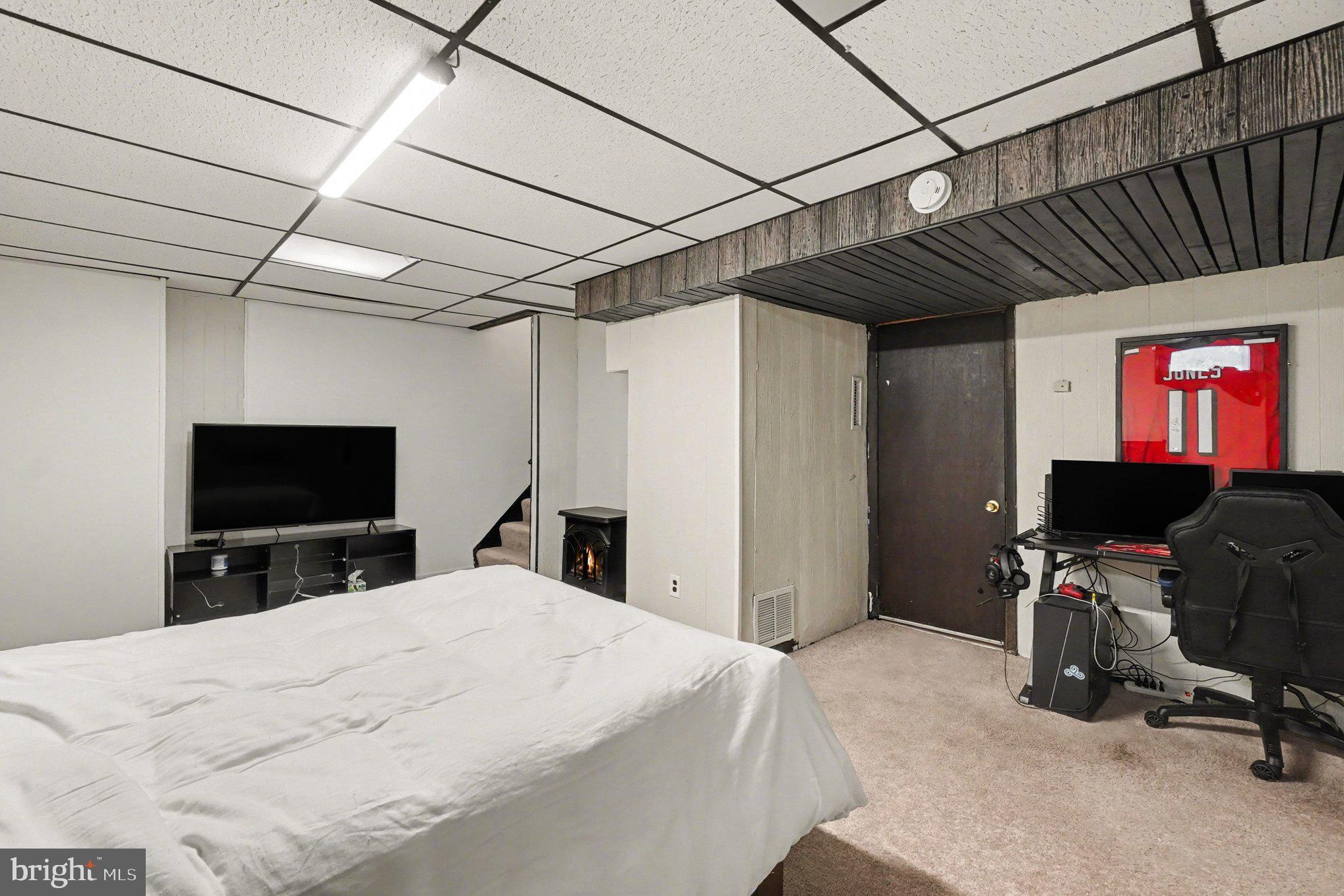 HARFORD SQUARE - Residential