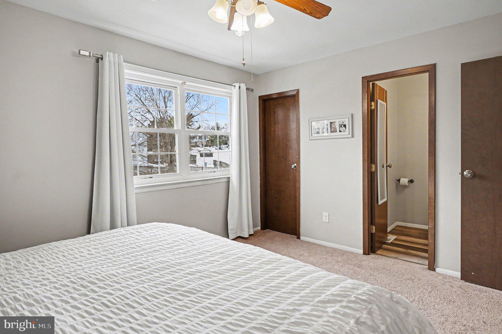 HARFORD SQUARE - Residential