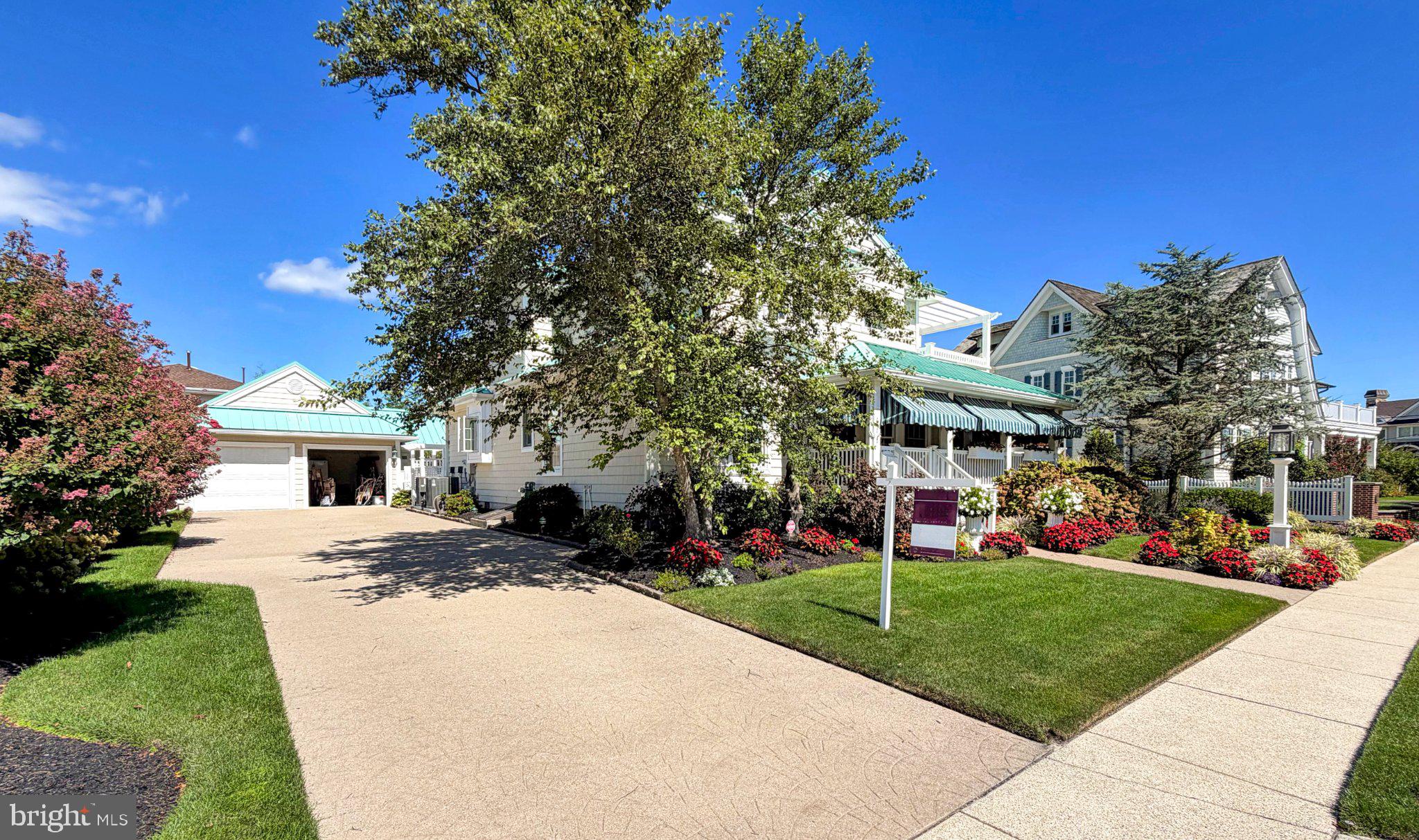 407 E ATLANTIC BOULEVARD