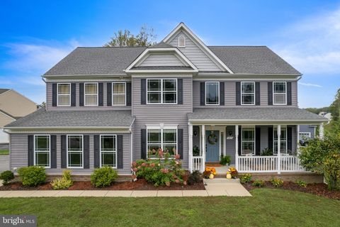 Photo of 3215 Pageway Court, HUNTINGTOWN, MD 20639 (MLS # MDCA2023816)