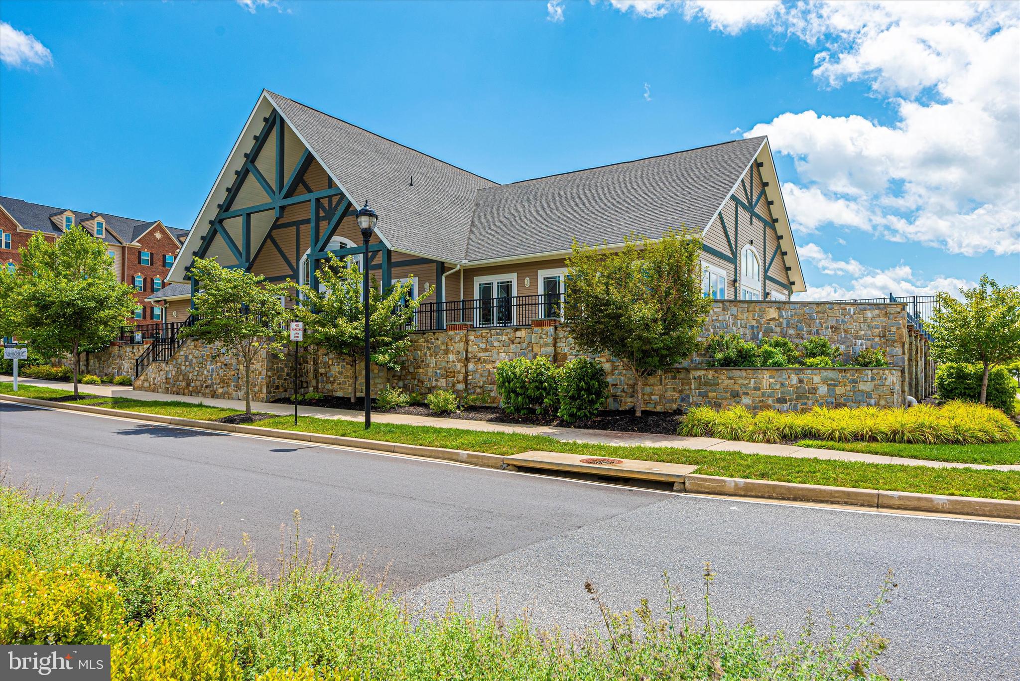 LINTON AT BALLENGER - Residential Lease