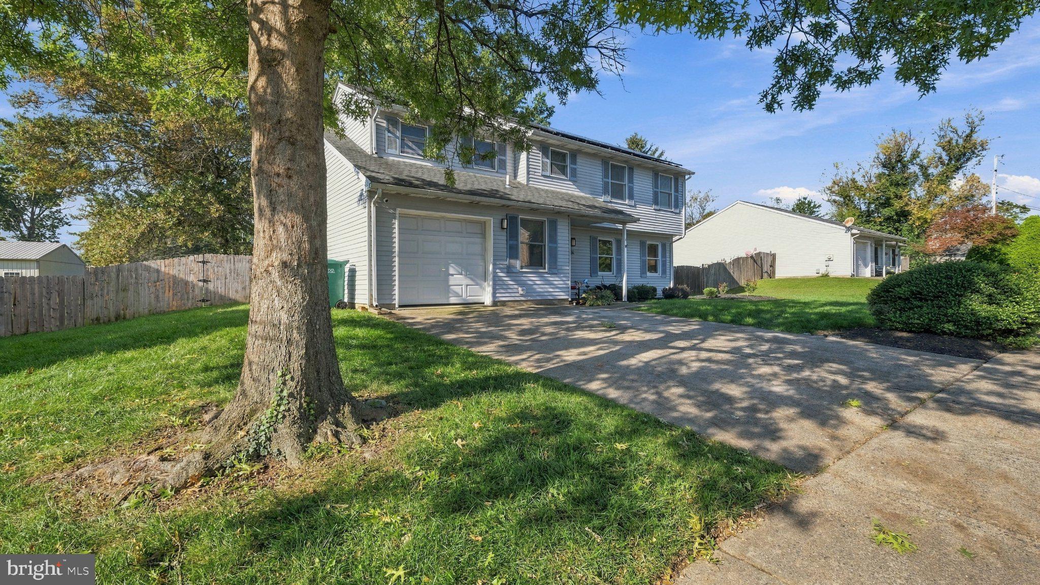 4 RUE COURT