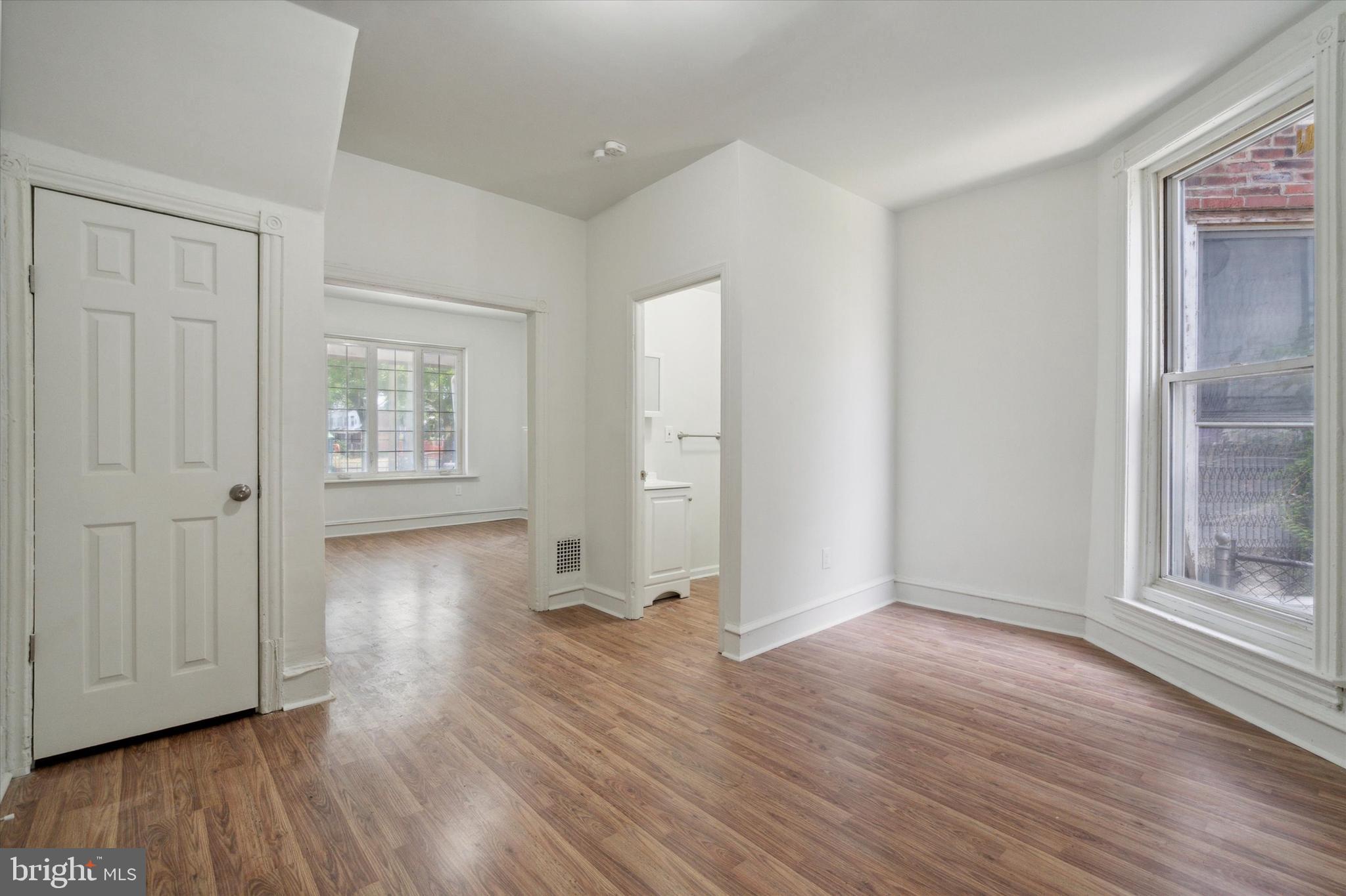 PHILADELPHIA (WEST) - Residential
