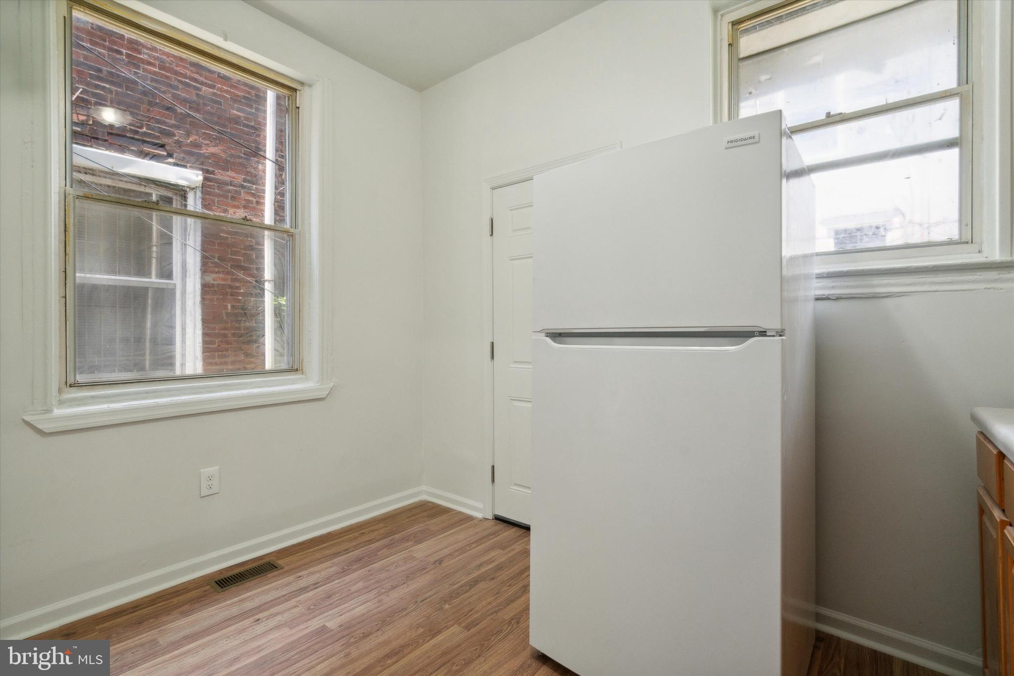 PHILADELPHIA (WEST) - Residential