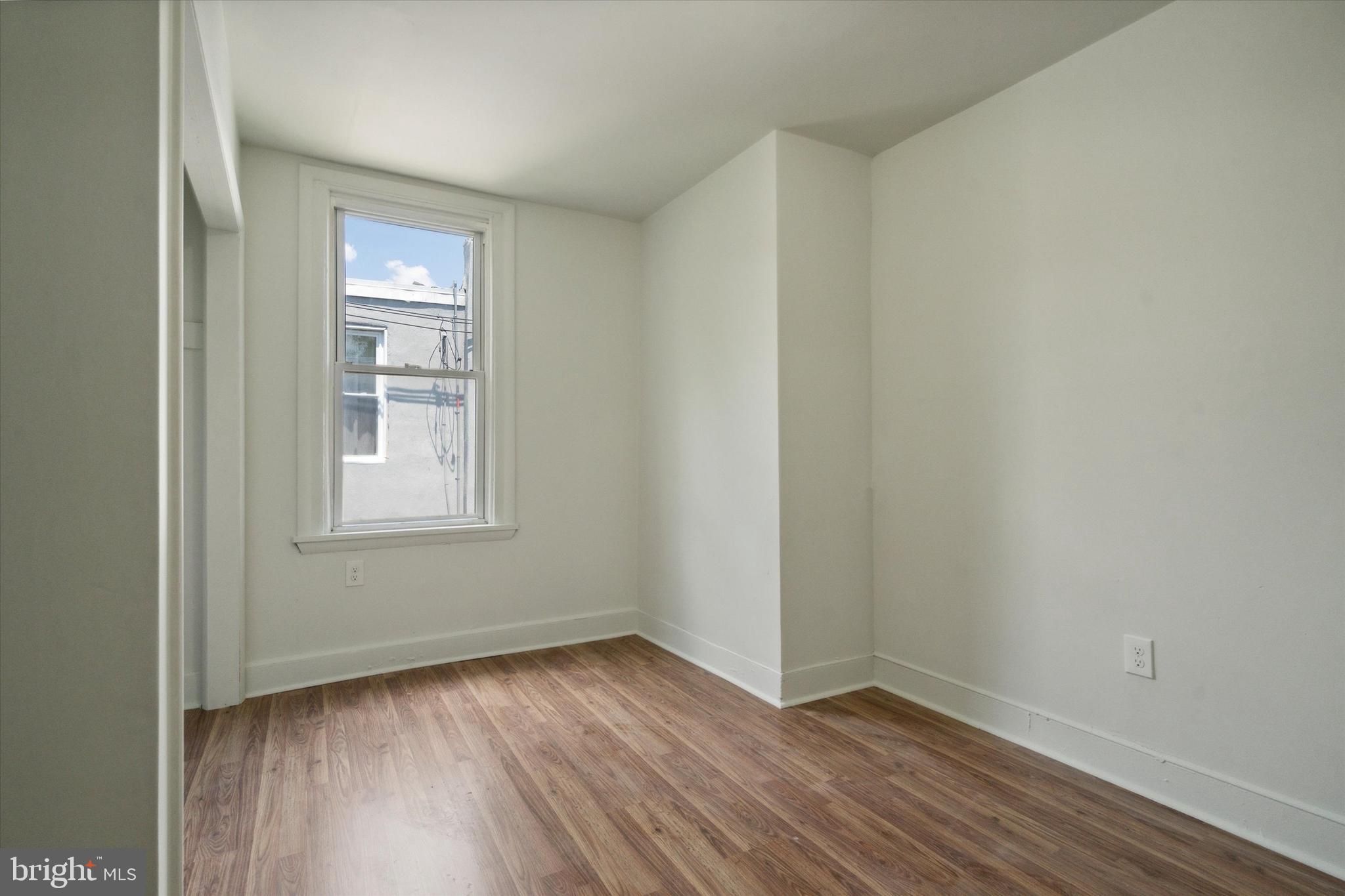 PHILADELPHIA (WEST) - Residential