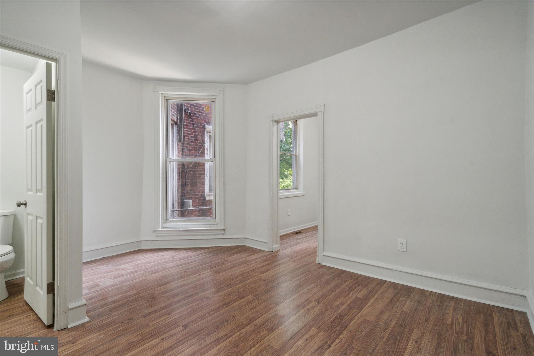PHILADELPHIA (WEST) - Residential