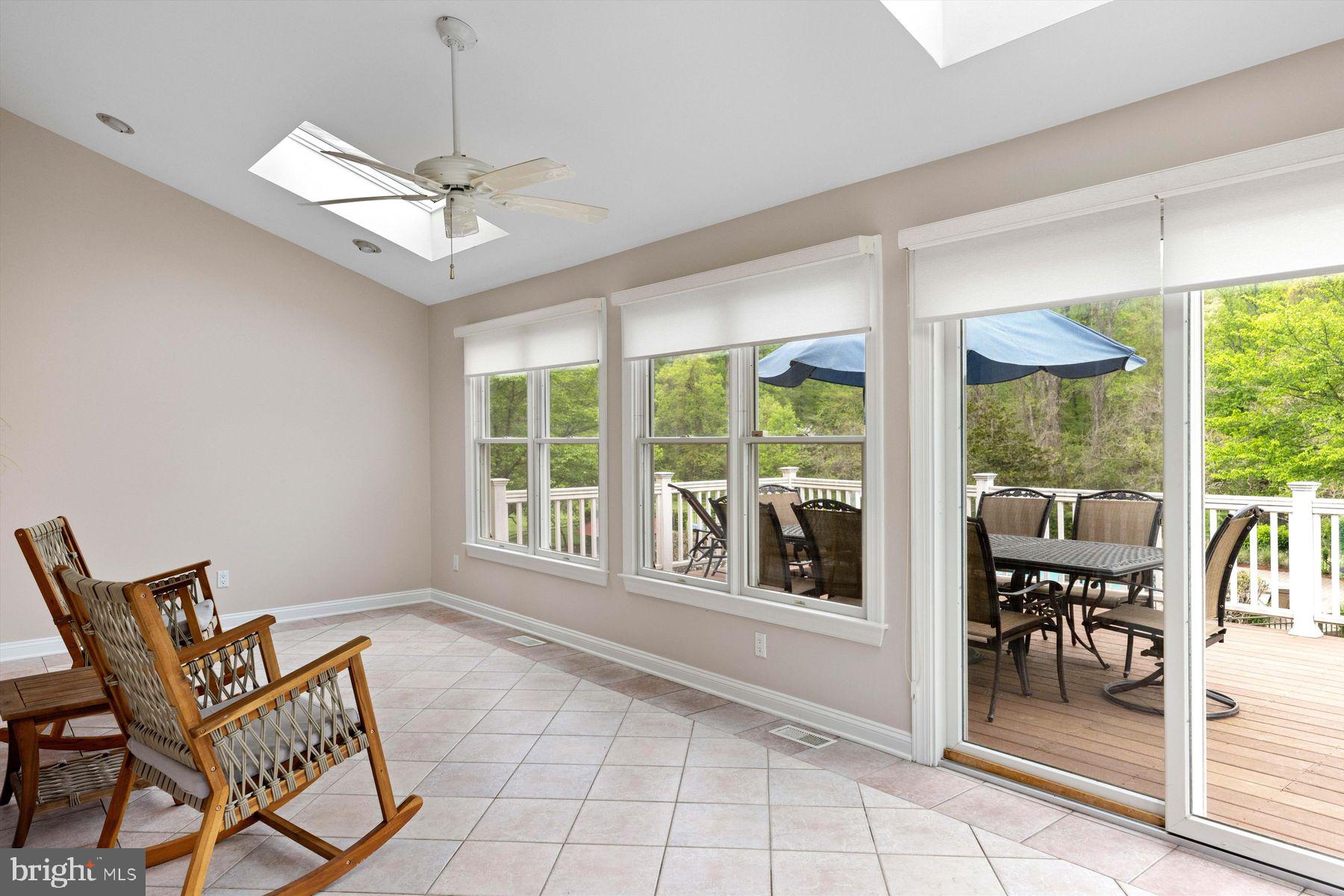 MEADOW WOOD - Residential