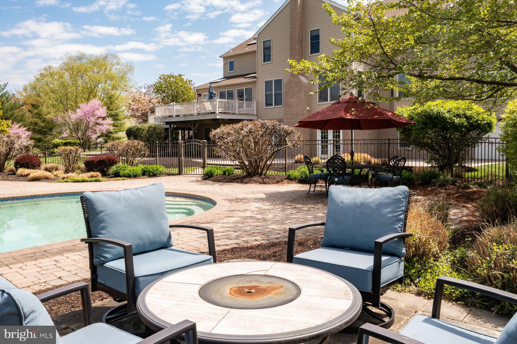 MEADOW WOOD - Residential