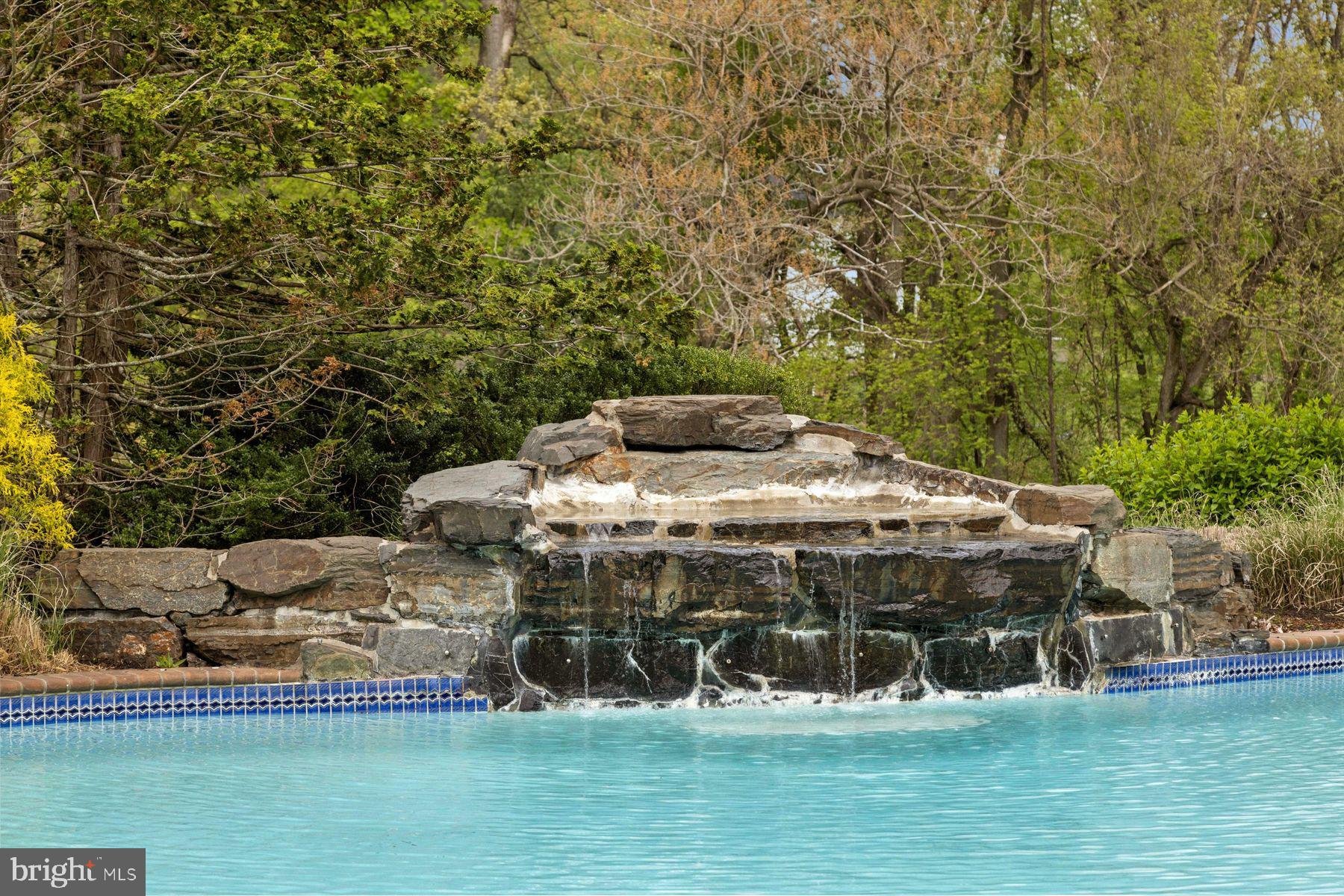 MEADOW WOOD - Residential