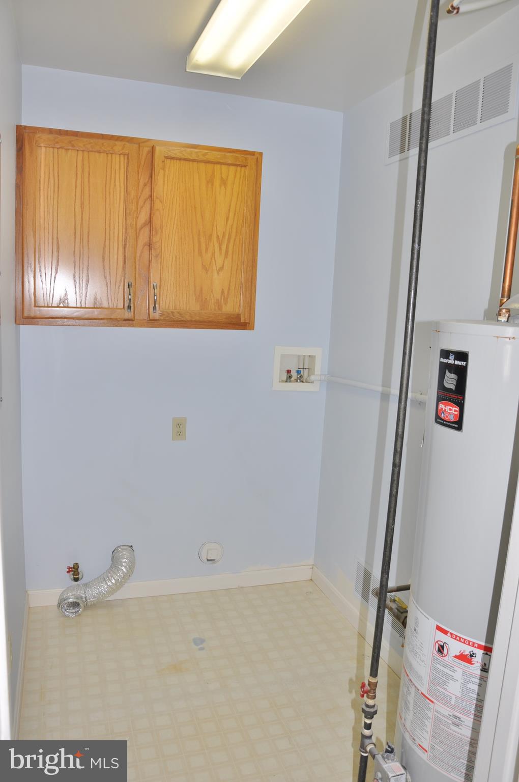 LONGSTOWN VILLAGE - Residential