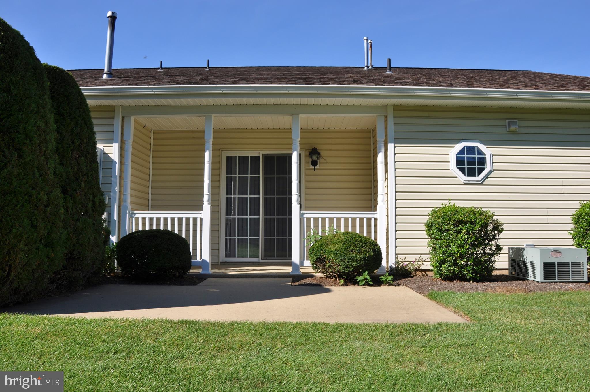 LONGSTOWN VILLAGE - Residential