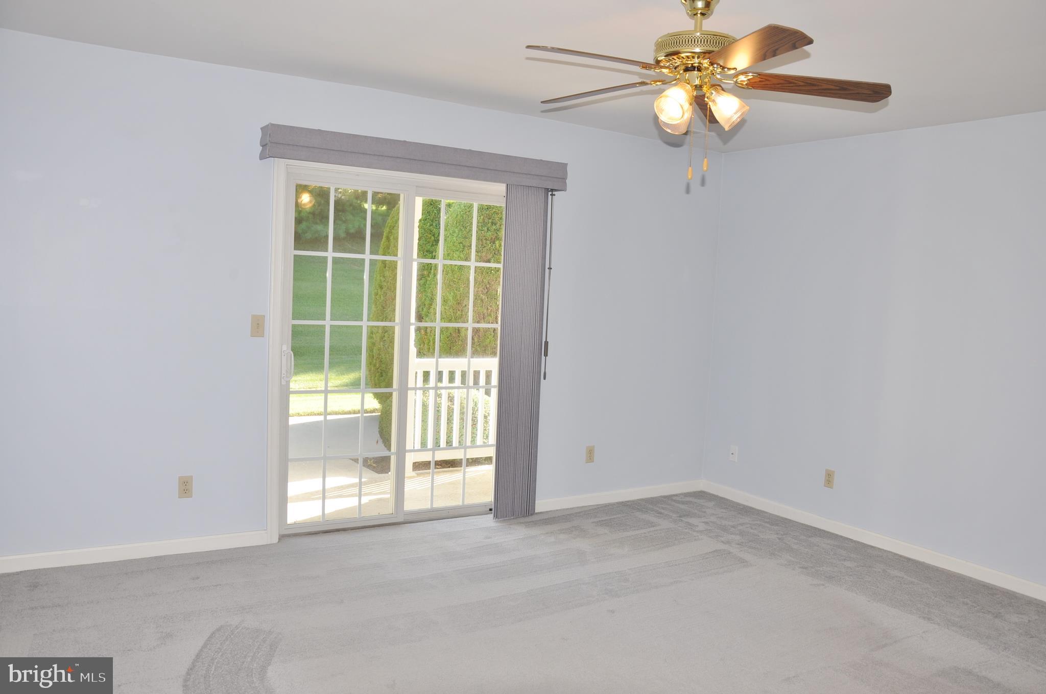 LONGSTOWN VILLAGE - Residential