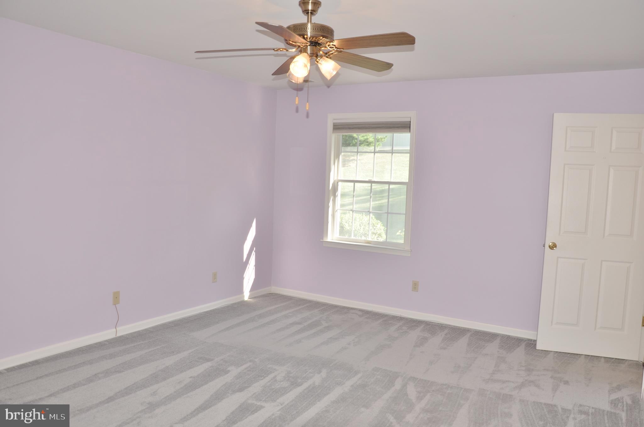 LONGSTOWN VILLAGE - Residential