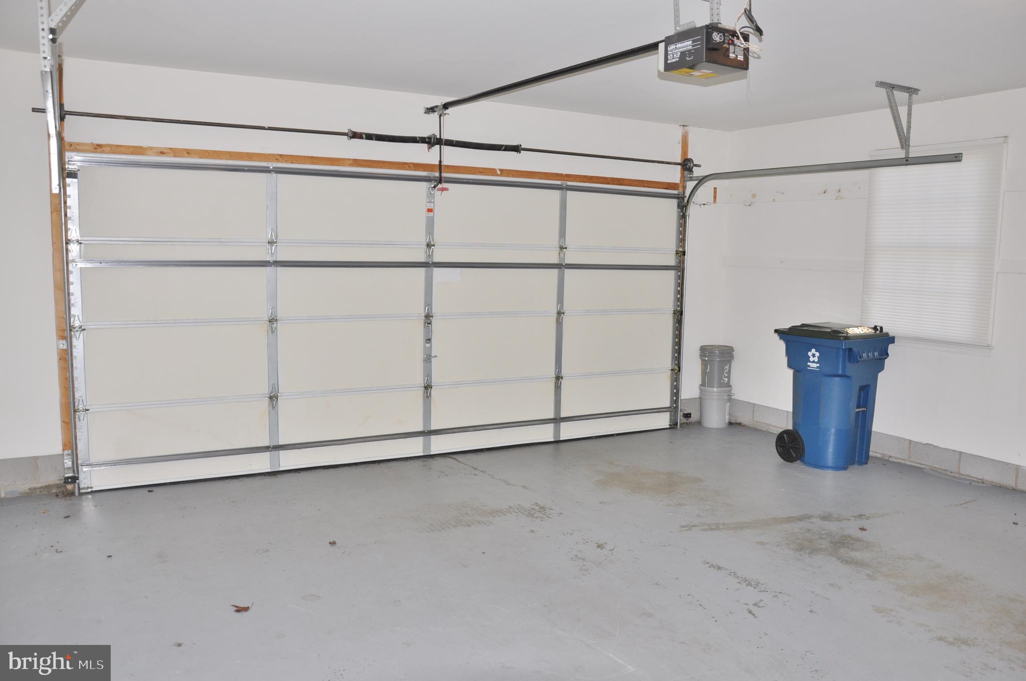 LONGSTOWN VILLAGE - Residential