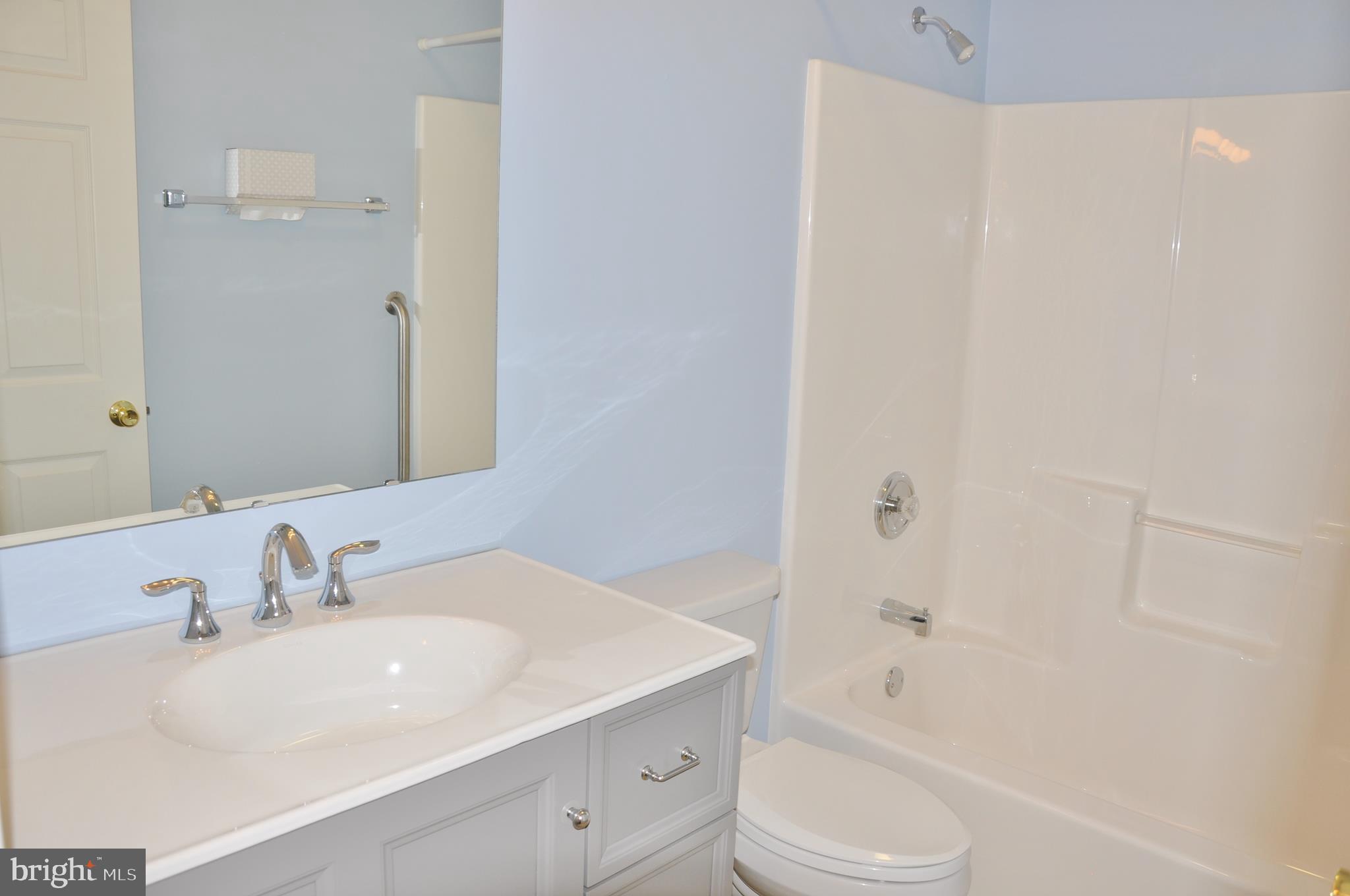 LONGSTOWN VILLAGE - Residential