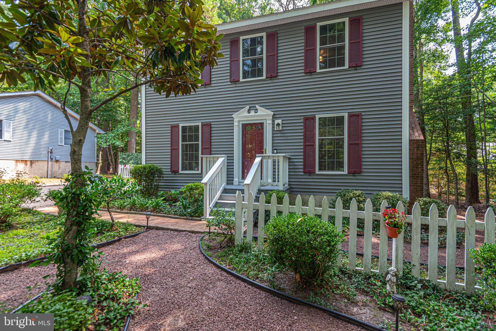 11 SEAFARER LANE