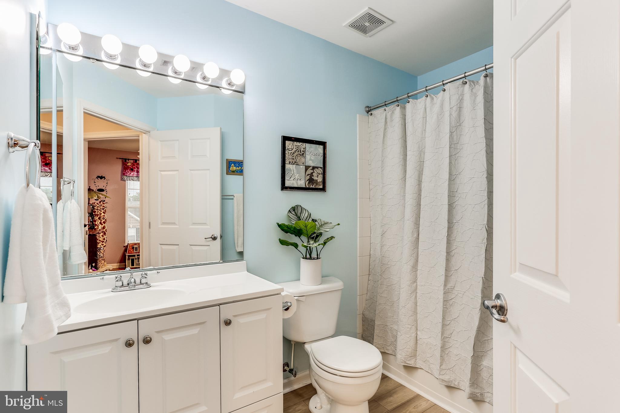 VILLAGES OF DORCHESTER - Residential