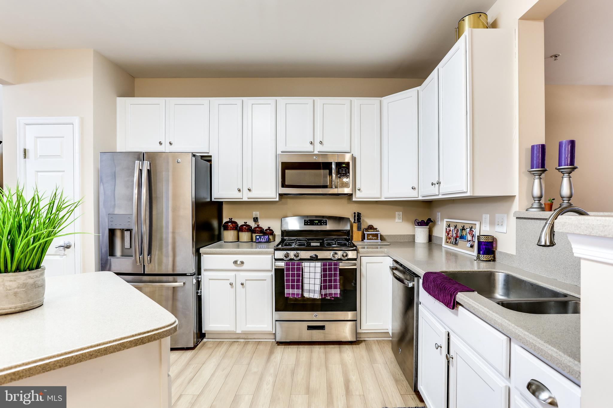 VILLAGES OF DORCHESTER - Residential