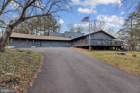 17167 SIMPSON CIRCLE PAEONIAN SPRINGS VA 20129