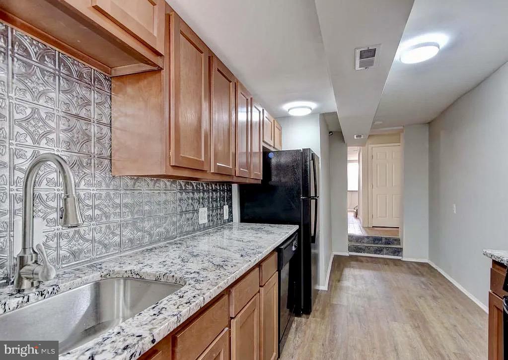 LITTLE ITALY - Residential