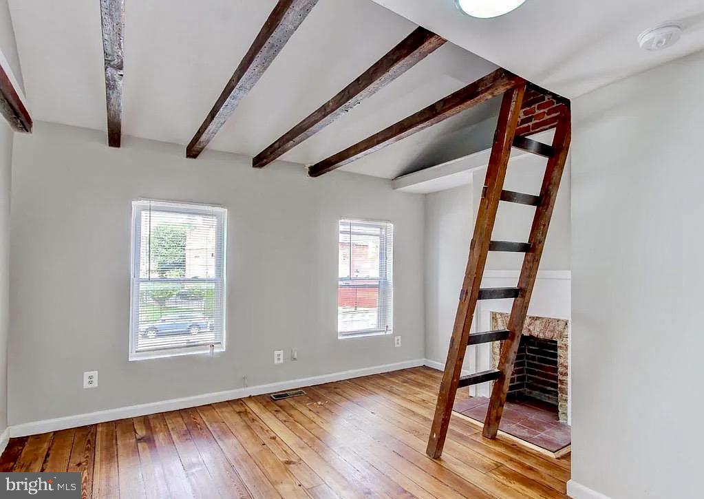 LITTLE ITALY - Residential