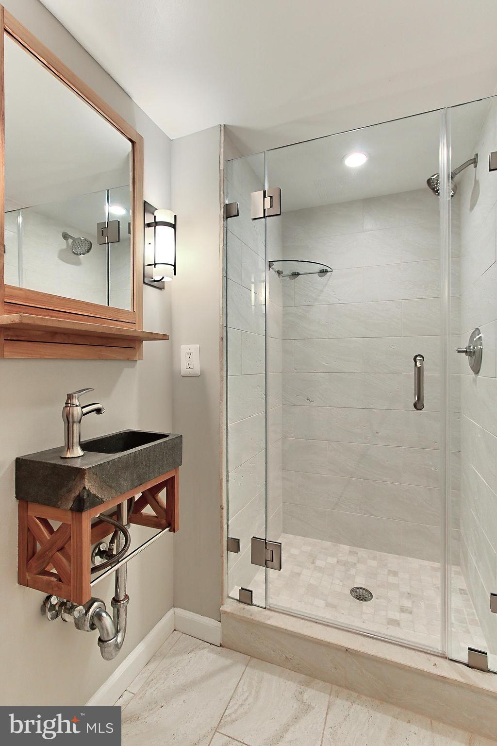 DEL RAY - Residential