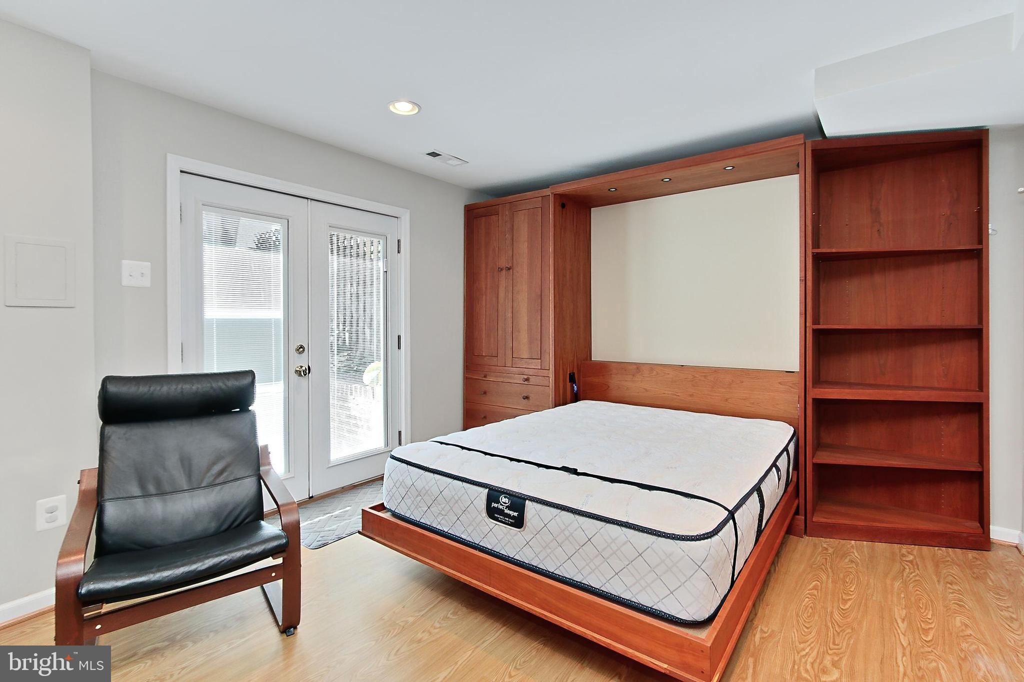 DEL RAY - Residential