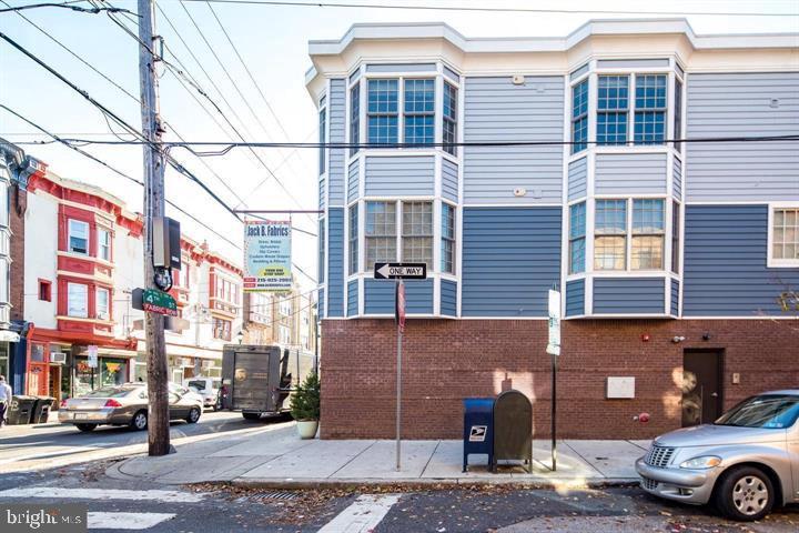 QUEEN VILLAGE - Residential Lease