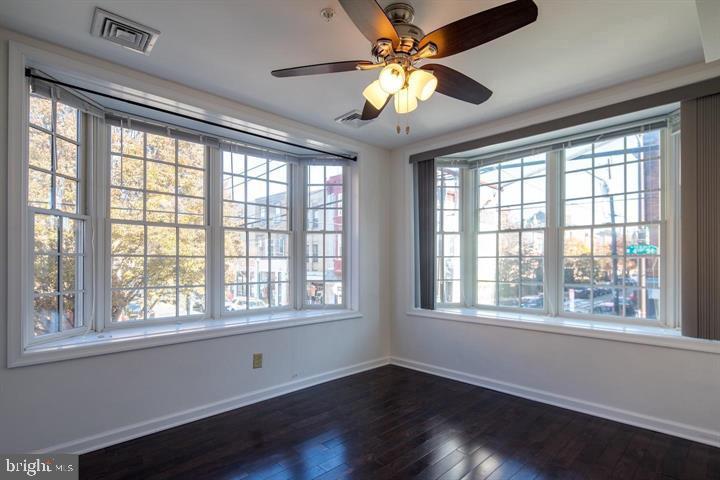 QUEEN VILLAGE - Residential Lease