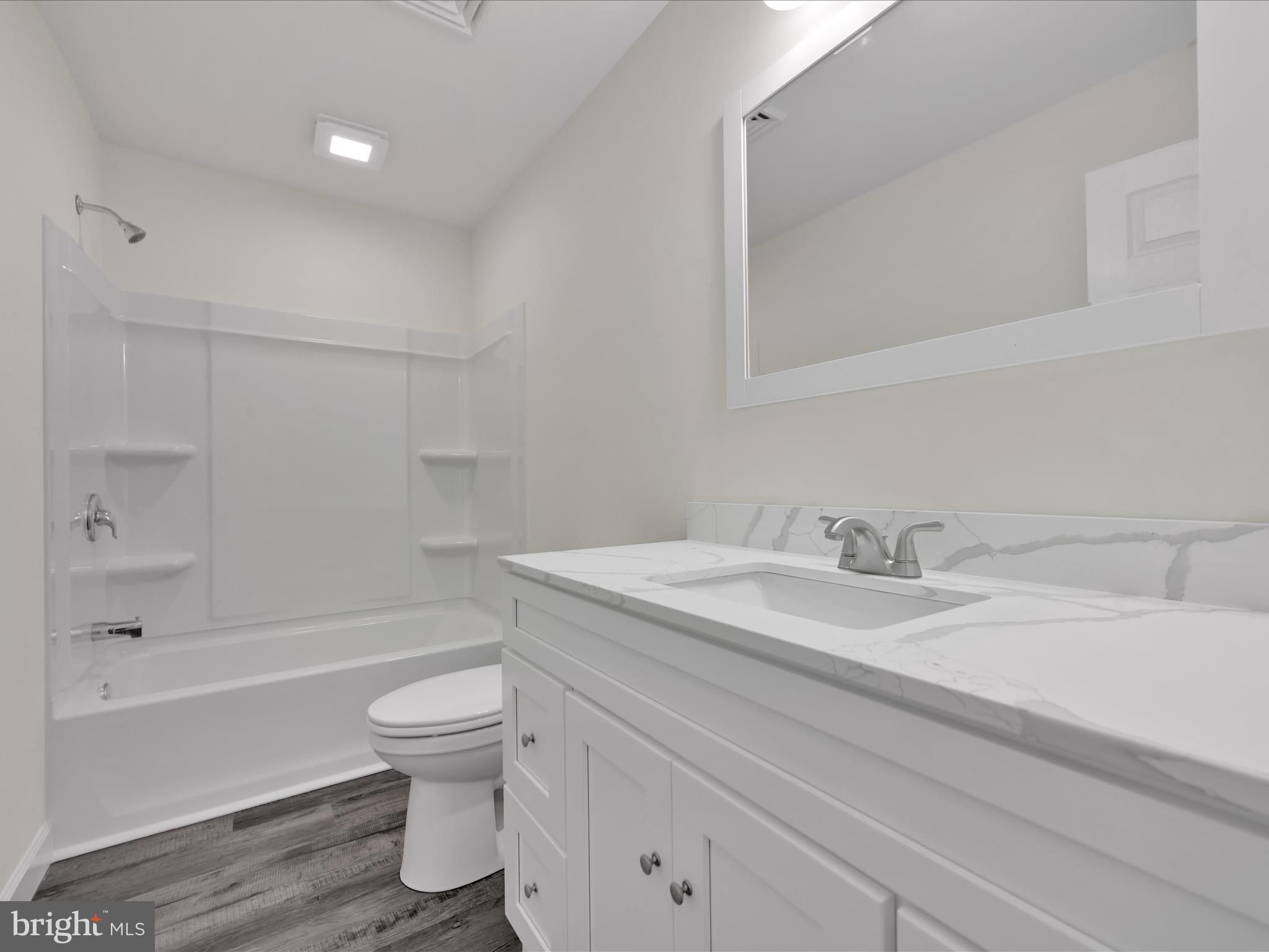 FOREST HILLS - Residential