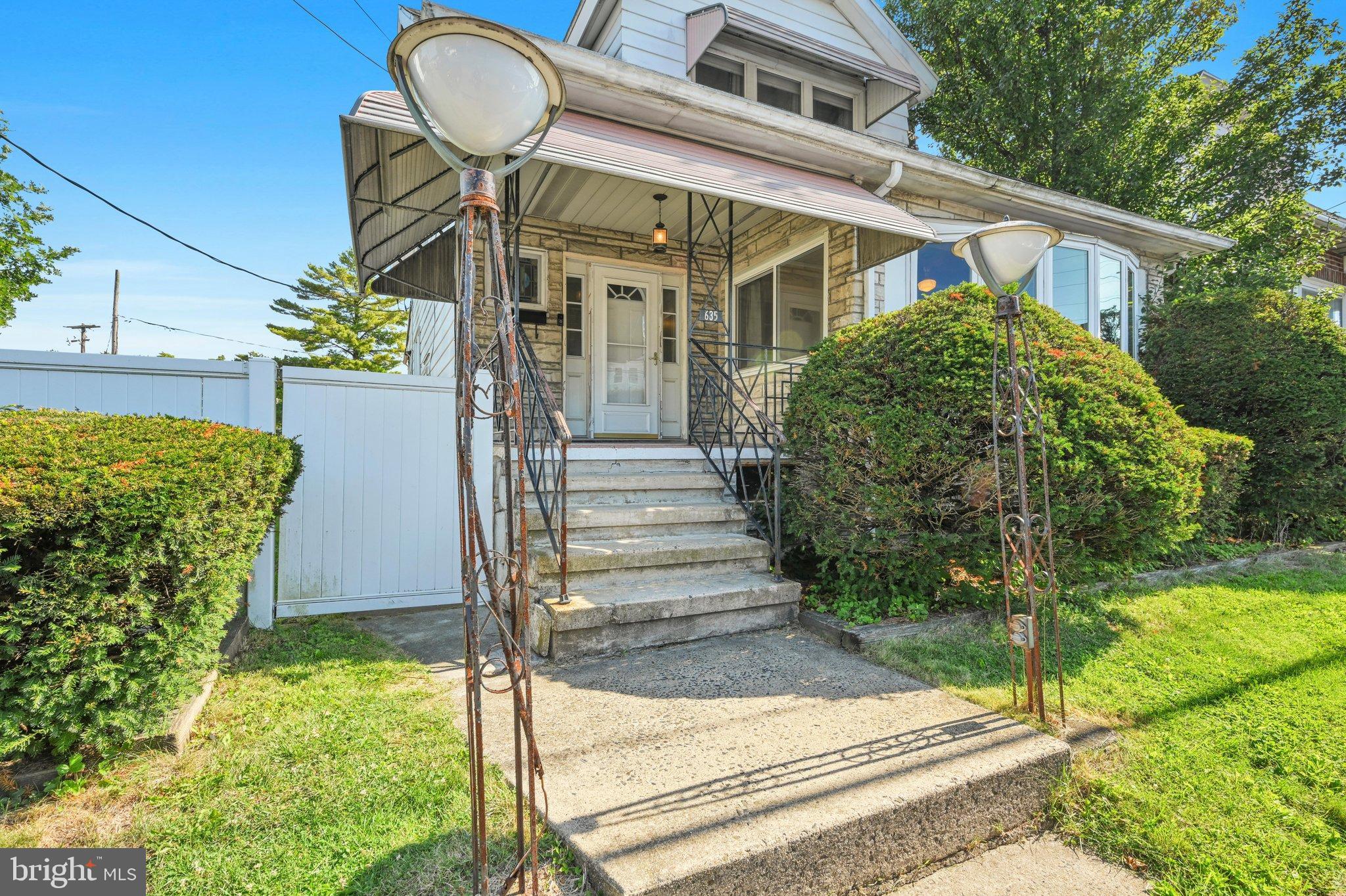 635 ALTAMONT BOULEVARD
