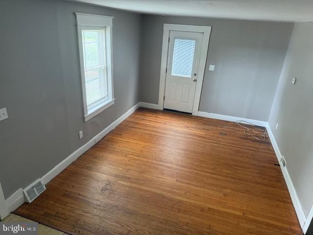941 GLEN TERRACE