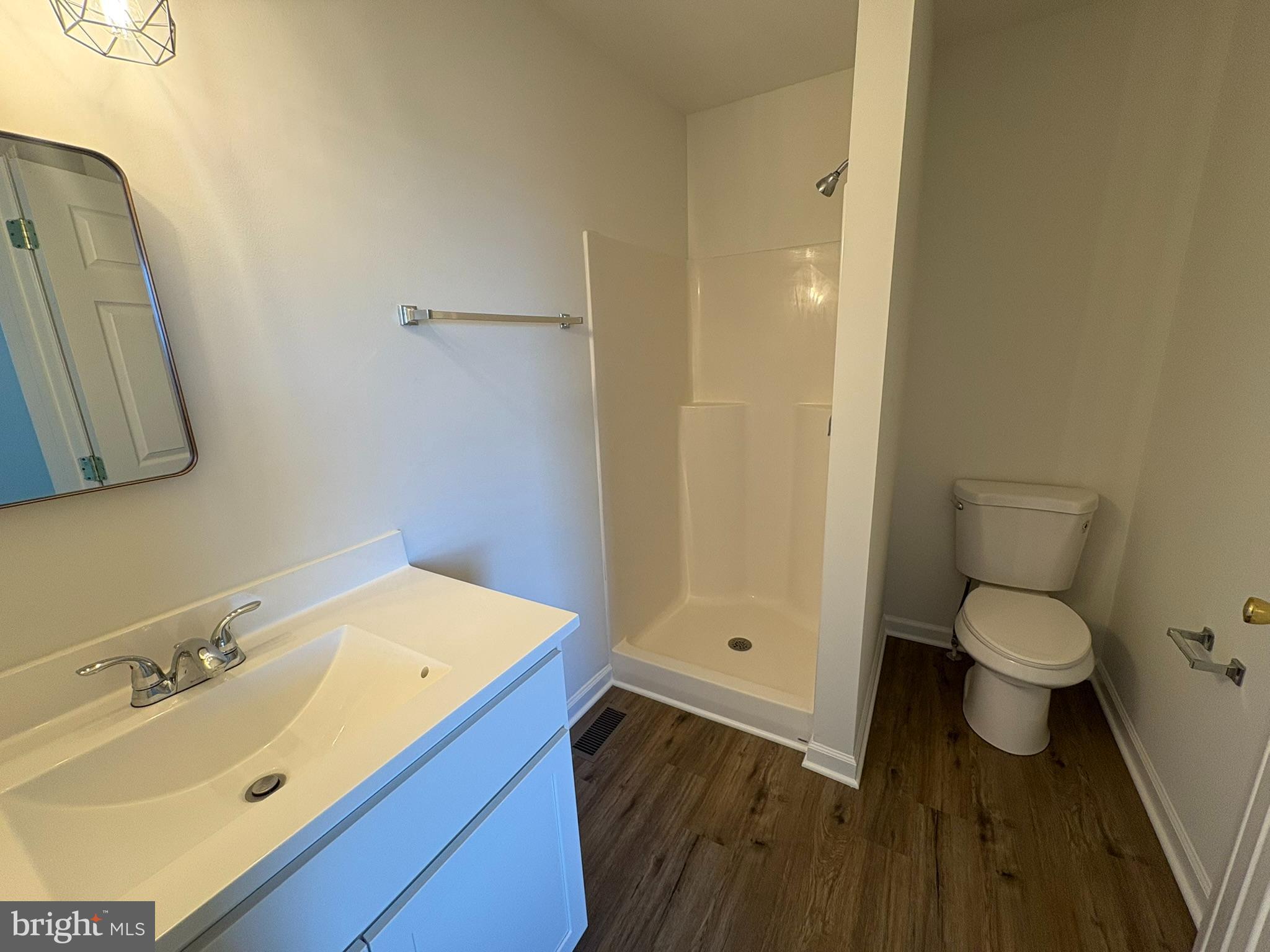 BRIAR RUN - Residential Lease