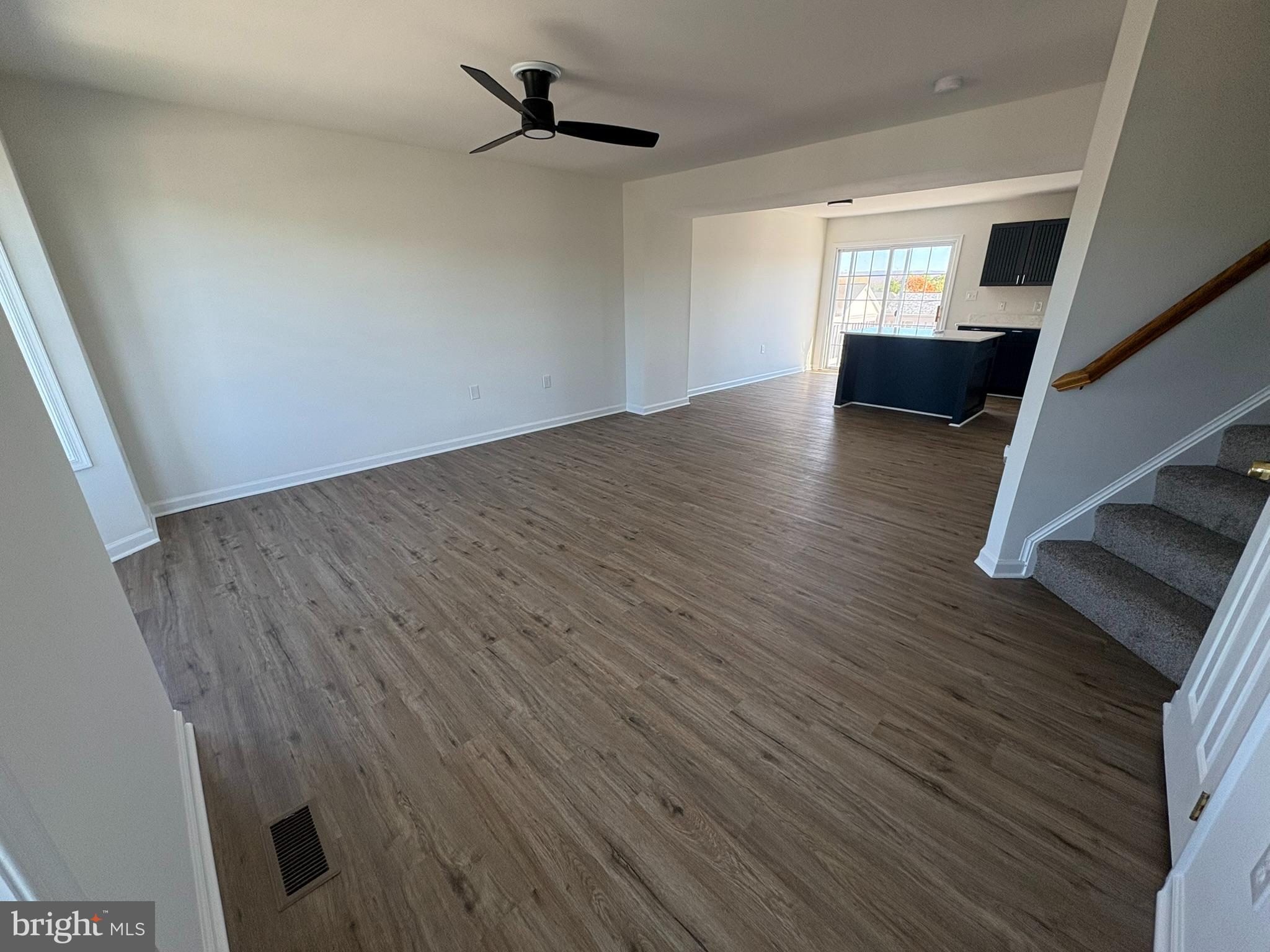 BRIAR RUN - Residential Lease