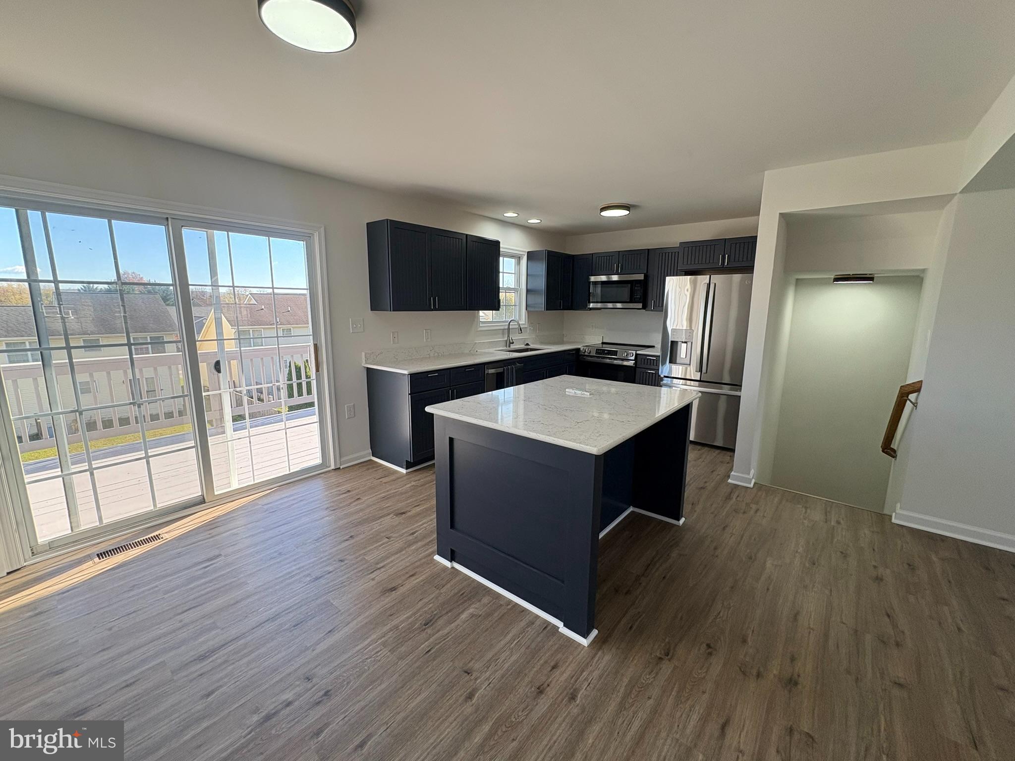 BRIAR RUN - Residential Lease