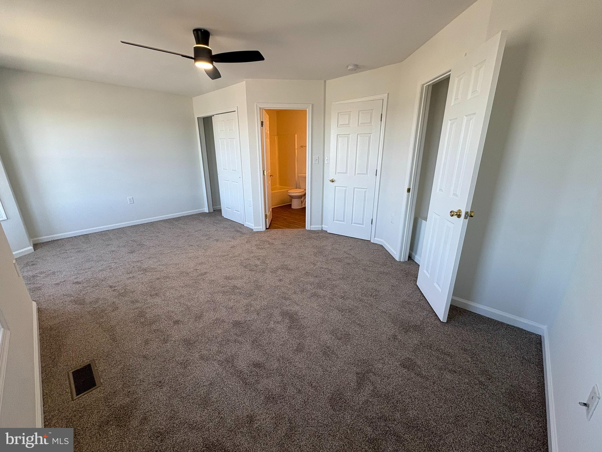 BRIAR RUN - Residential Lease