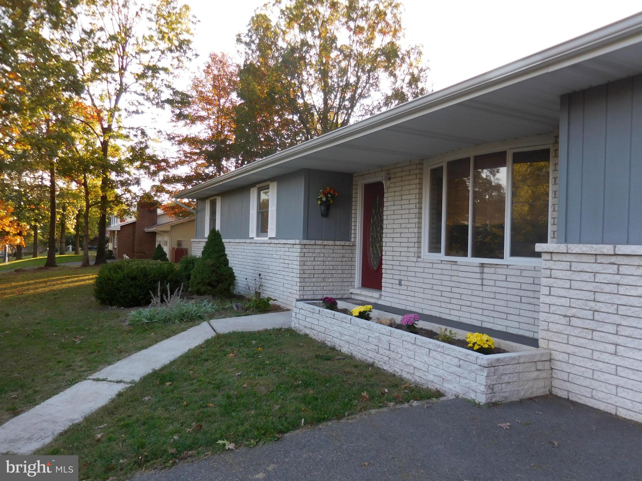 KNOBLEY ESTATES - Residential