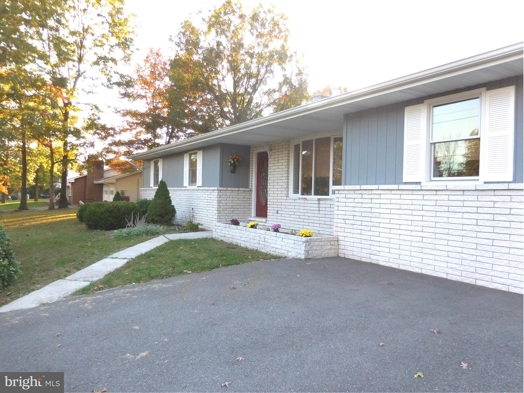 KNOBLEY ESTATES - Residential