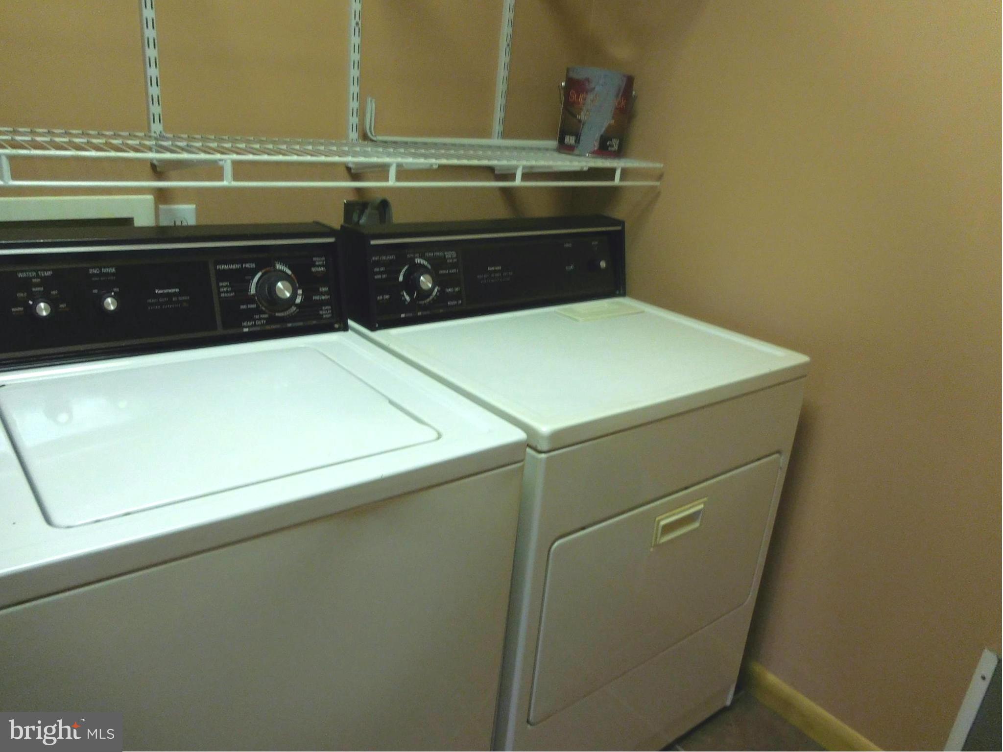 KNOBLEY ESTATES - Residential