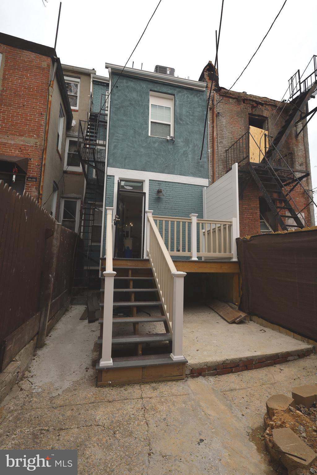 SANDTOWN-WINCHESTER - Residential Lease