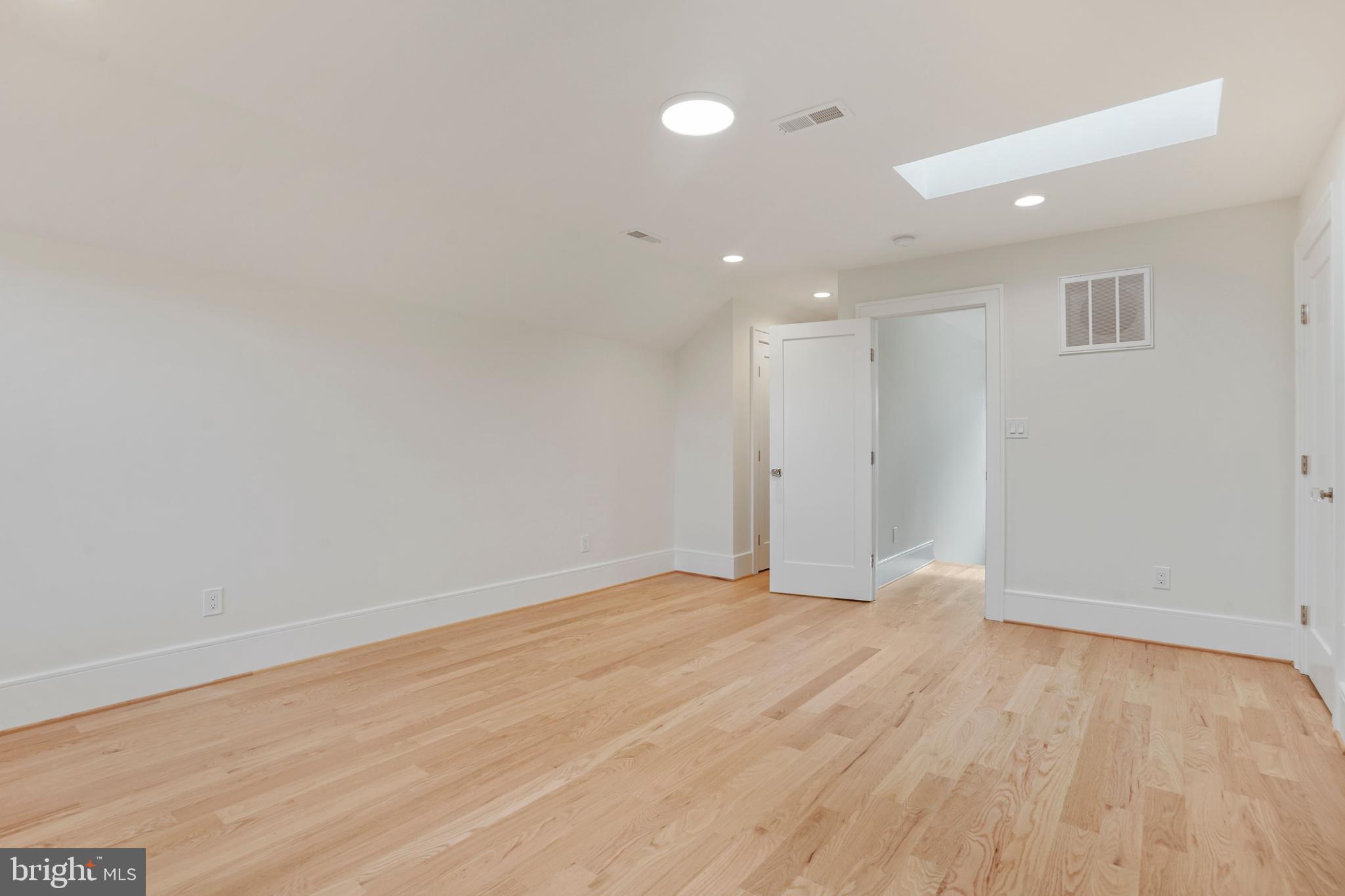 MINOR HILL - Residential