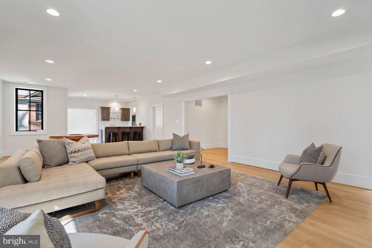 MINOR HILL - Residential