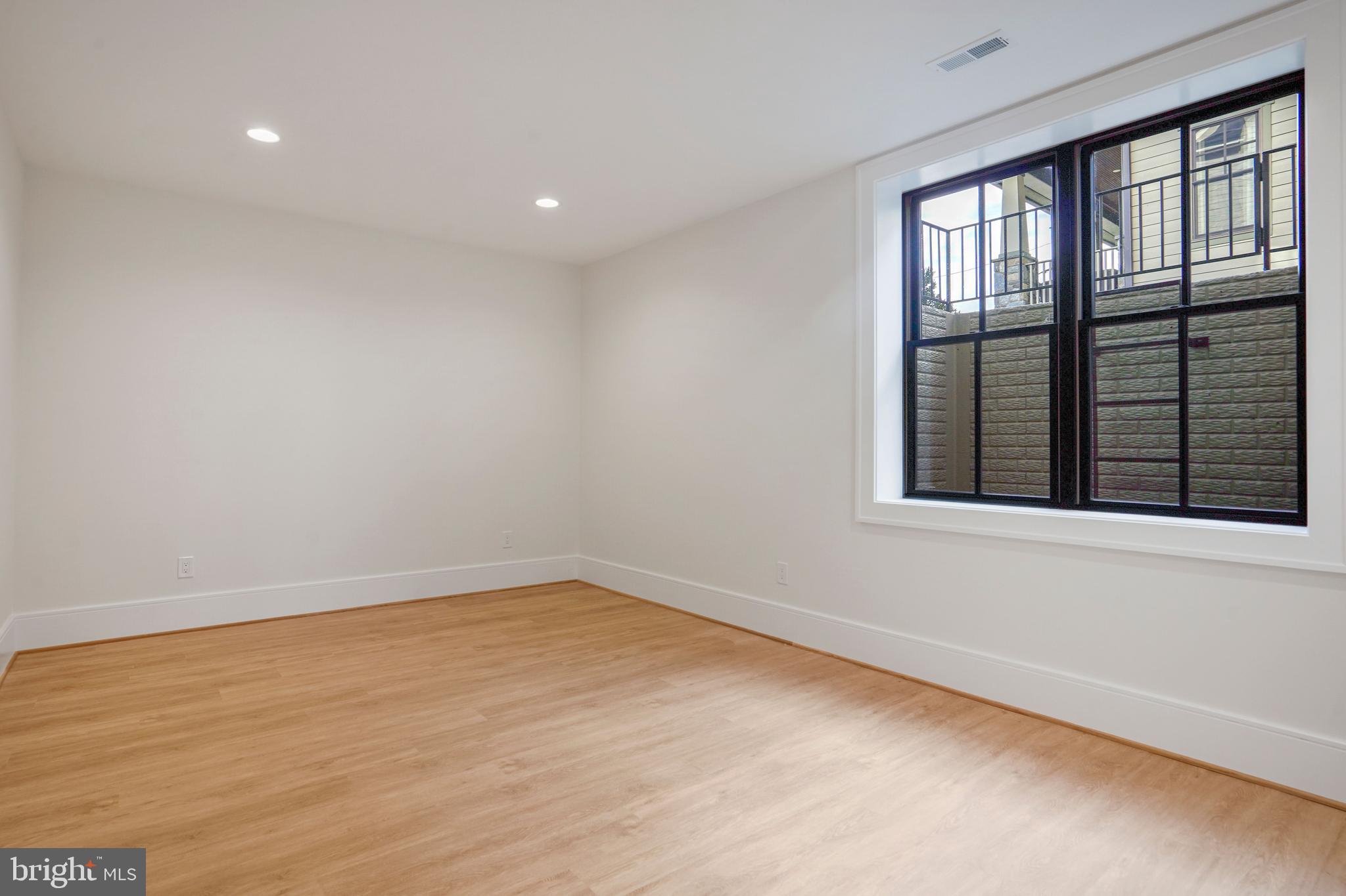 MINOR HILL - Residential