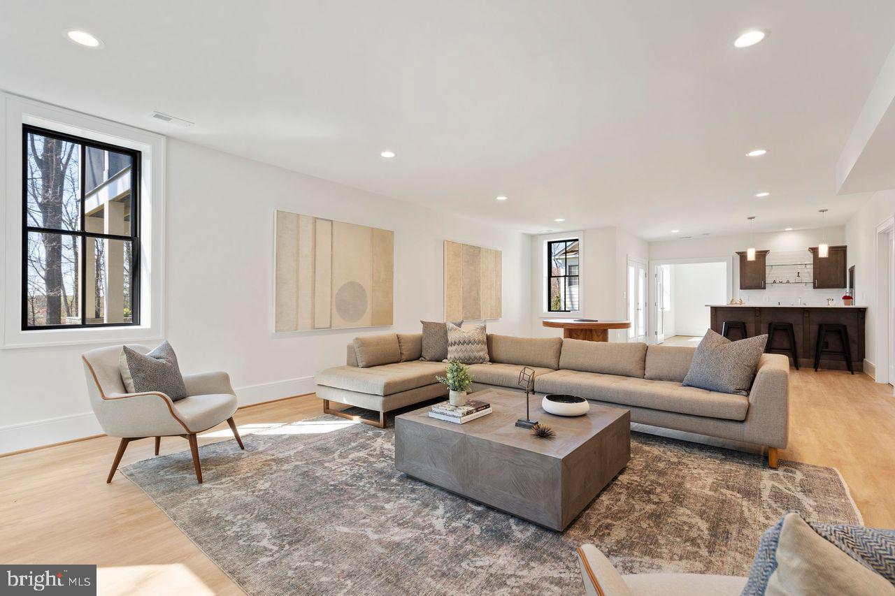 MINOR HILL - Residential